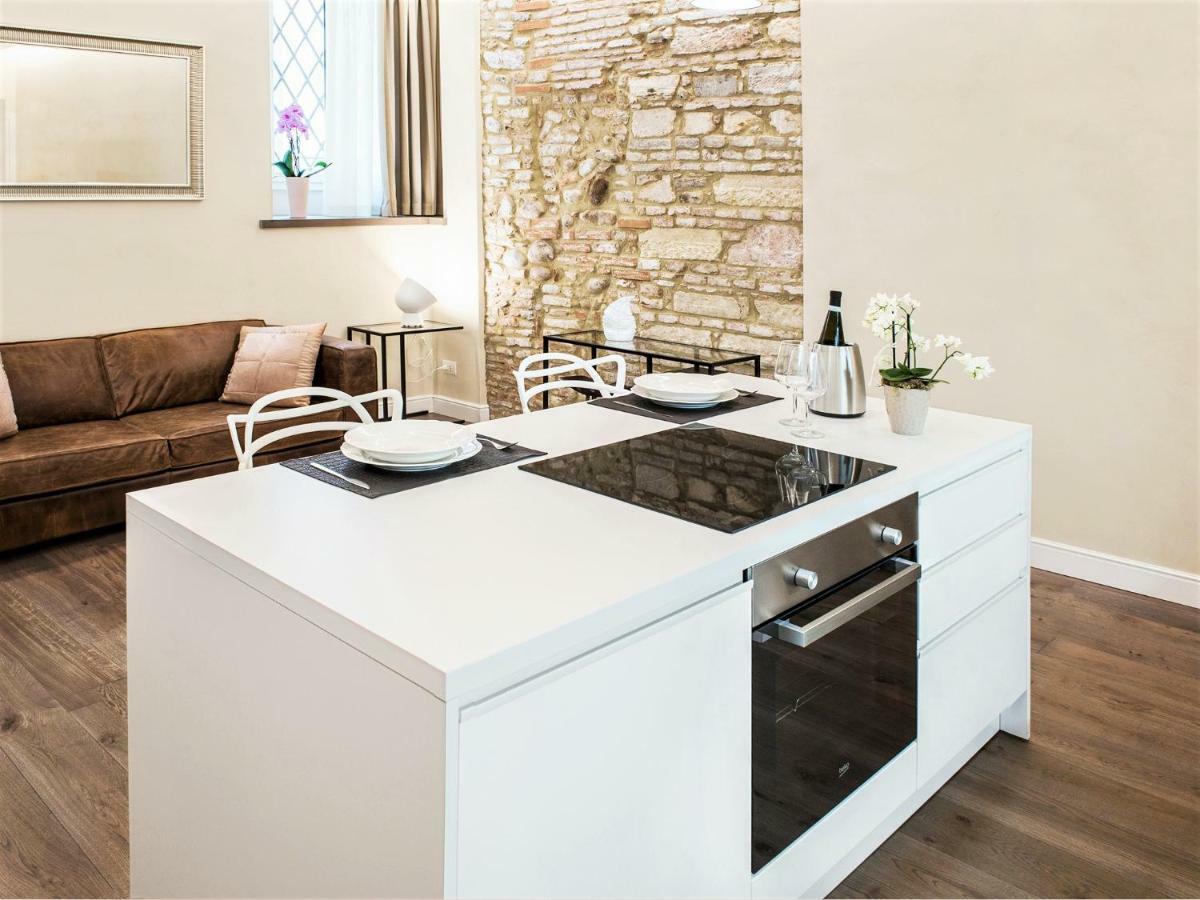 Fratta5 Luxury Apartment Верона Экстерьер фото